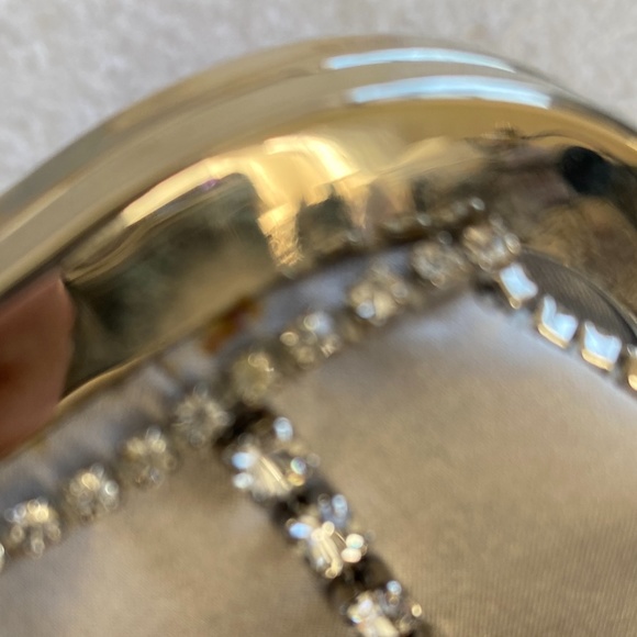 💋SOLD💋 Elegant Satin Clutch with crystals - Picture 11 of 14